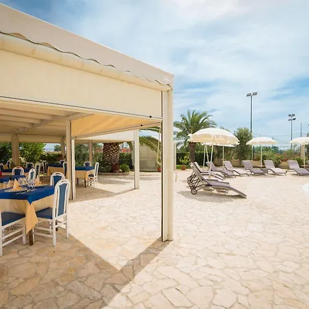 Hotel Ristorante Il Vascello 4*